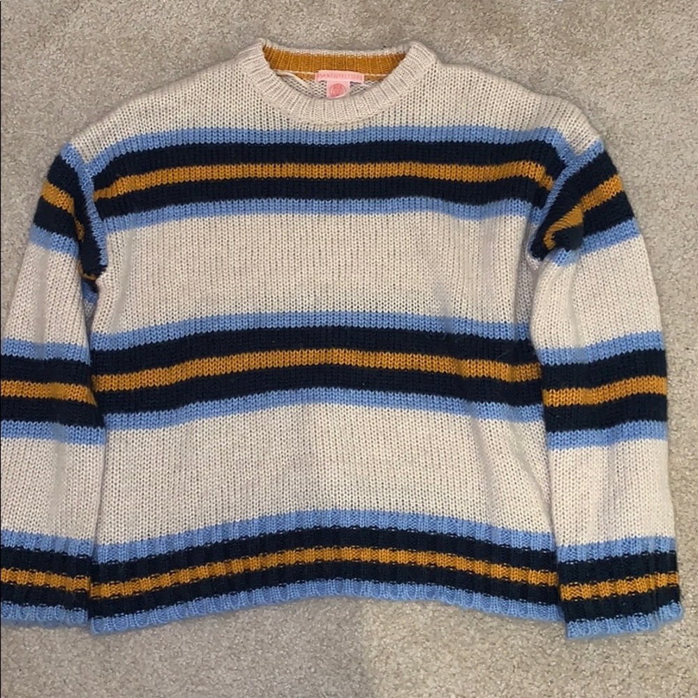 urban outfitter sweater